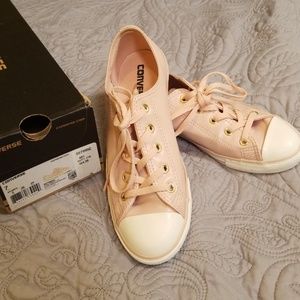 blush pink leather converse